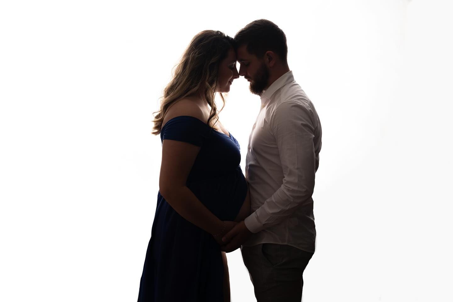 couple en shooting grossesse