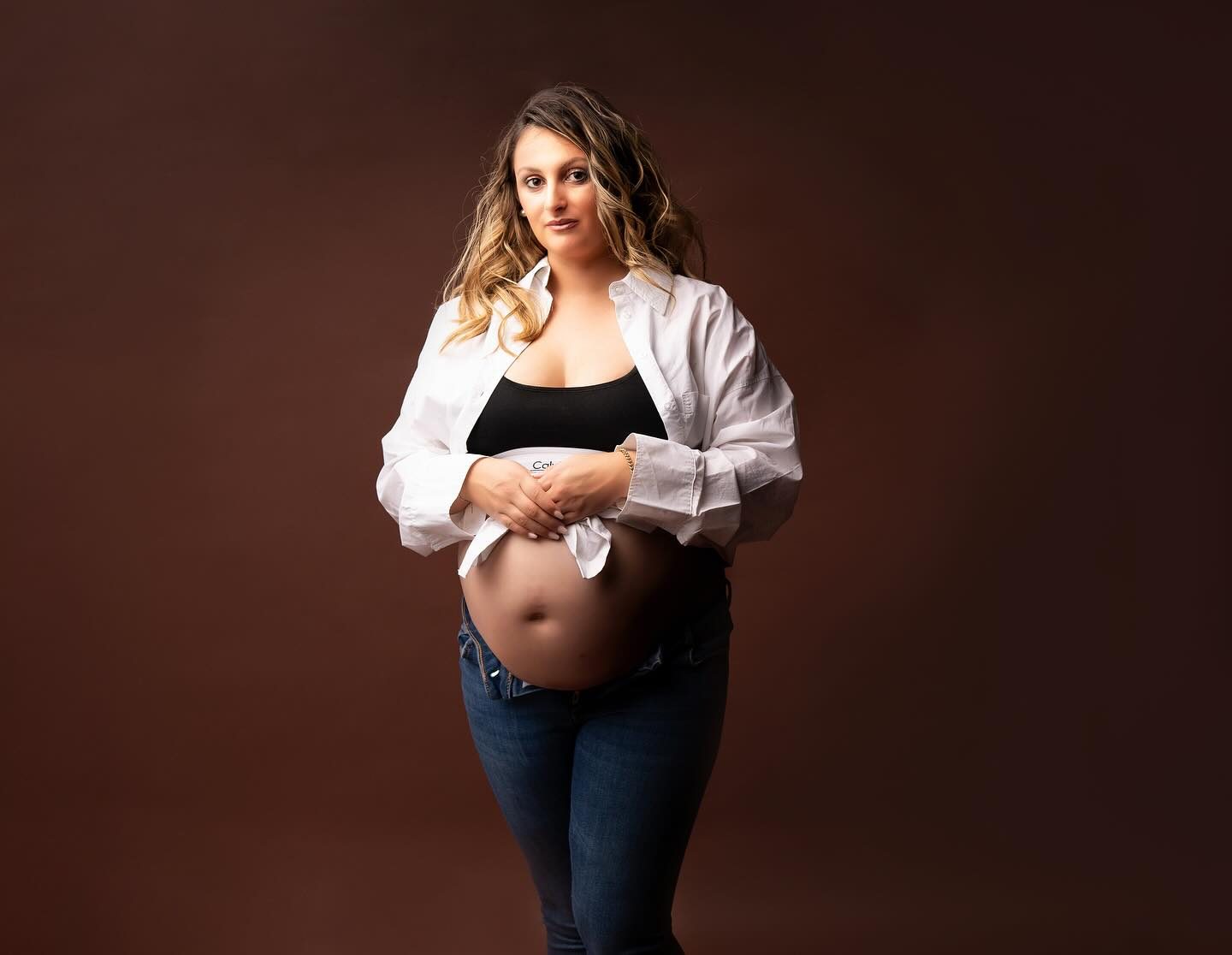 femme enceinte qui pose